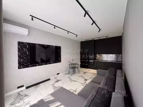 2-к кв. Тюменская область, Тюмень ул. Разведчика Кузнецова, 5 (62.0 м)