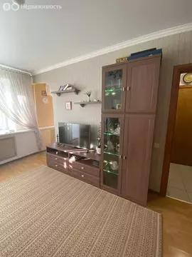 Квартира-студия: Ижевск, площадь имени 50-летия Октября, 10 (37 м)