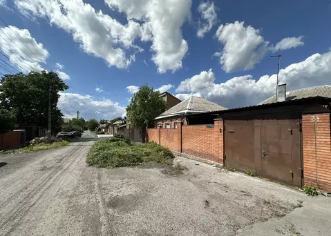 Дом в Ростовская область, Ростов-на-Дону пос. Орджоникидзе, ул. ...