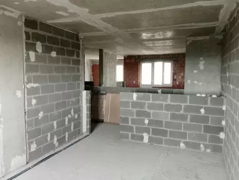 Продается 2-комнатная квартира