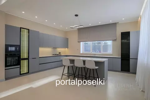 Коттедж в Московская область, Одинцовский городской округ, д. Сивково, ...