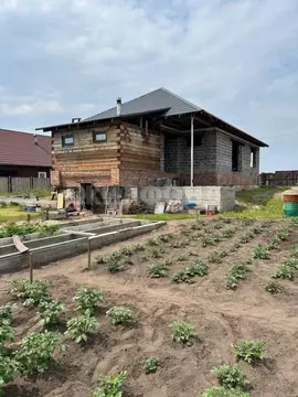 Дом в Красноярский край, Минусинский район, Лугавский сельсовет, пос. ...