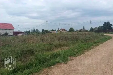 Участок в Новгородская область, Шимское городское поселение, д. Бор  ...