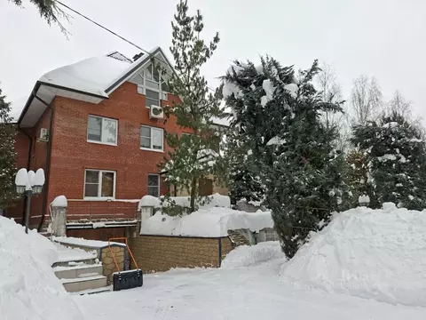 Коттедж в Московская область, Раменский муниципальный округ, д. Вялки ...