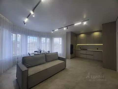 Дом в Ставропольский край, Михайловск Шпаковский район, пл. Ленина ...