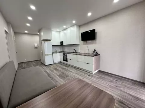 1-к кв. Тюменская область, Тюмень ул. Разведчика Кузнецова, 7 (44.8 м)