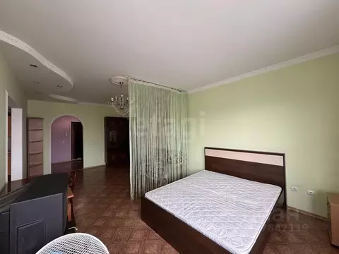 1-к кв. Тюменская область, Тюмень ул. 50 лет Октября, 24к2 (52.6 м)