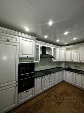 2-к кв. Тюменская область, Тюмень Солнечный проезд, 3 (81.0 м)