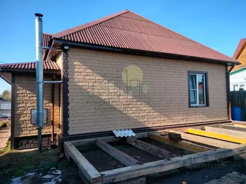 Дом в Иркутская область, Иркутский муниципальный округ, с. Хомутово ...