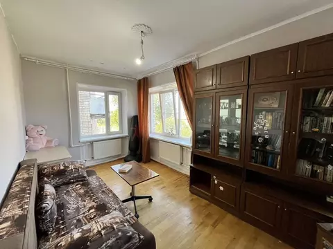 3-к кв. Ленинградская область, Светогорск Выборгский район, ул. ...