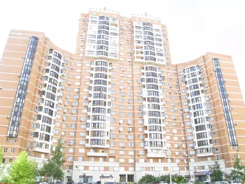 3-к кв. Москва ул. Верхние Поля, 14К1 (94.0 м)