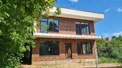 Коттедж в Самарская область, Самара 9-я просека 1-я линия (260 м)