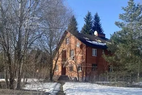 Дом в Московская область, Наро-Фоминский городской округ, д. ...