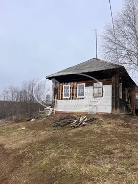 Дом в Пермский край, Лысьвенский городской округ, Деревня заимка ул. ...
