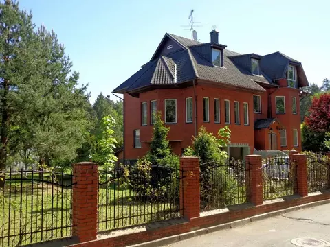 Продается дом в ДСК Подмосковье