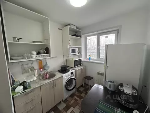 1-к кв. Самарская область, Тольятти Ленинский просп., 24 (30.0 м)