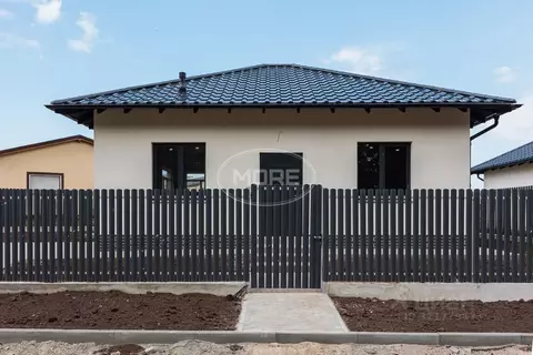 Дом в Калининградская область, Гурьевский муниципальный округ, пос. ...