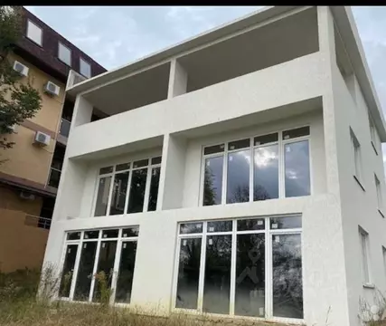 Дом в Краснодарский край, Сочи ул. Рассветная, 57/3 (330 м)