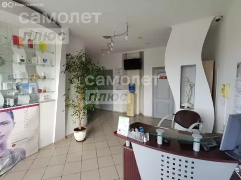 Торговая площадь (119 м)