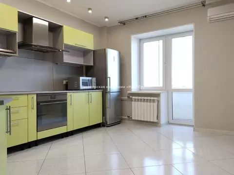 2-к кв. Хабаровский край, Хабаровск Волочаевская ул., 124 (72.6 м)