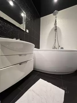 3-к кв. Чувашия, Чебоксары ул. Пирогова, 1к1 (65.0 м)