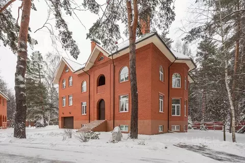 Дом в Московская область, Мытищи городской округ, с. Троицкое 192 (950 ...