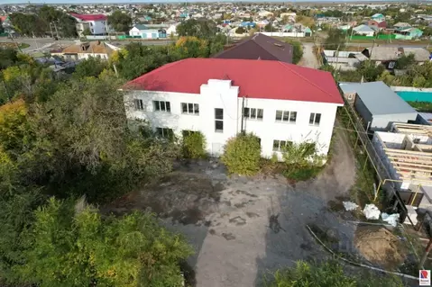 Помещение свободного назначения в Челябинская область, с. Варна ул. ...