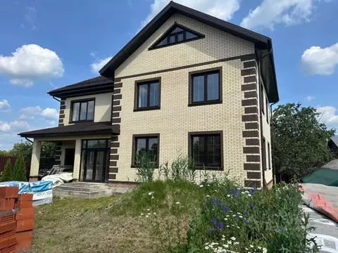 Дом в Московская область, Коломна ул. Бессонова, 22 (250 м)