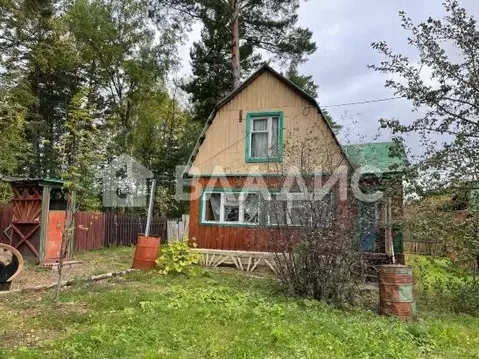 Дом в Красноярский край, Емельяновский район, Памяти 13 Борцов ...