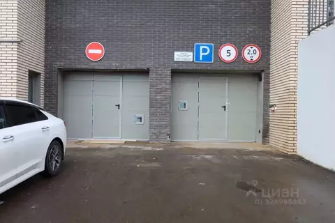 Гараж в Москва Давыдковская ул., 10 (14 м)