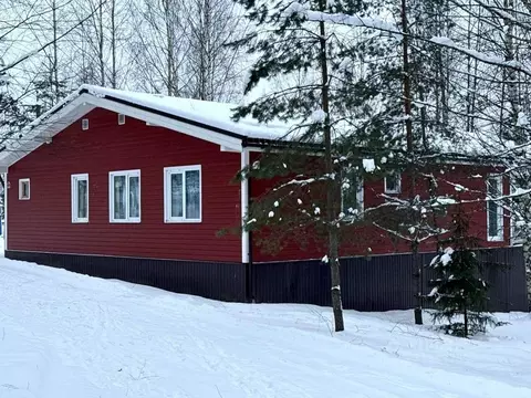 Дом в Новгородская область, Любытинское с/пос, д. Бор 129 (195 м)