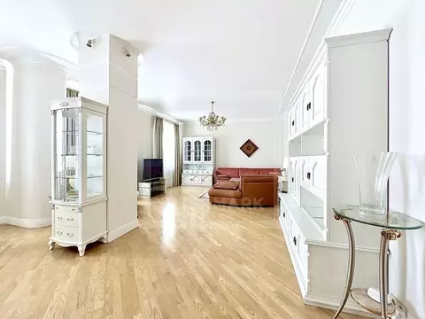 3-к кв. Москва 2-й Казачий пер., 4С1 (130.0 м)