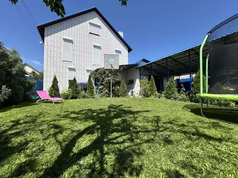 Коттедж в Волгоградская область, Волгоград ул. Красных Командиров, 183 ...