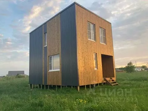Дом в Ленинградская область, Ломоносовский район, Оржицкое с/пос, ...