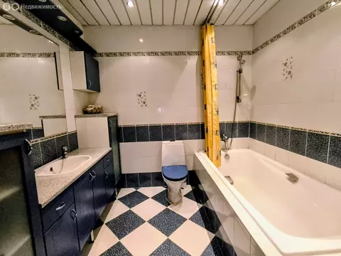 3-комнатная квартира: Санкт-Петербург, аллея Поликарпова, 2 (105 м)