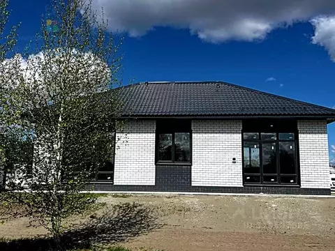 Дом в Алтайский край, Первомайский район, с. Фирсово ул. Ивана ...