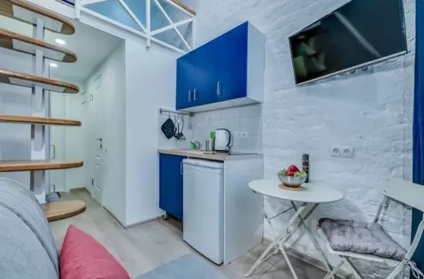 Студия Санкт-Петербург Большая Посадская ул., 9 (15.0 м)