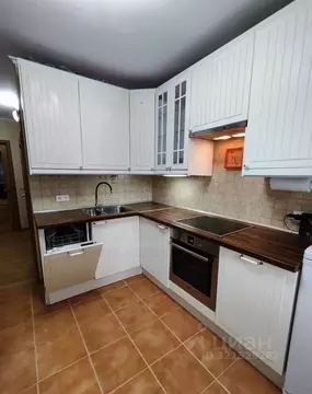 2-к кв. Свердловская область, Екатеринбург ул. Ангарская, 50А (56.8 м)