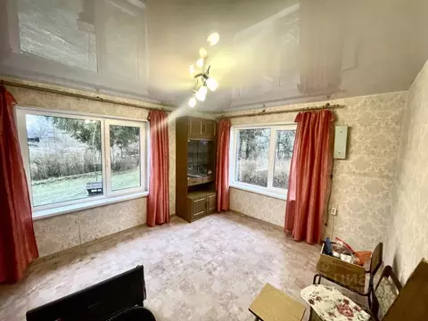 Дом в Ленинградская область, Волосовский район, Большеврудское с/пос, ...