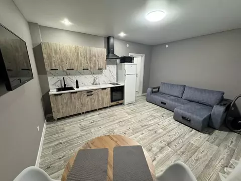 Студия Тюменская область, Тюмень ул. Константина Посьета, 4 (30.0 м)