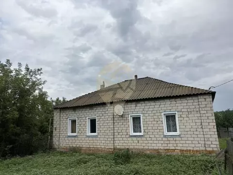 Дом в Белгородская область, Старооскольский городской округ, с. ...