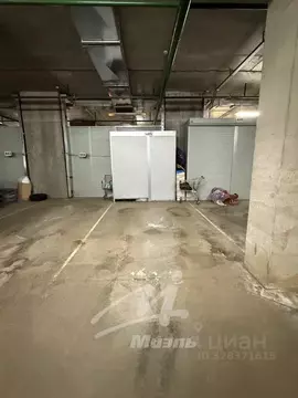 Гараж в Москва 1-й Нагатинский проезд, 11к1 (17 м)