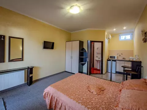 Комната Крым, Алушта пер. Краснофлотский, 13 (25.0 м)