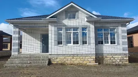 Дом в Ставропольский край, Михайловск Шпаковский район, ул. Владимира ...