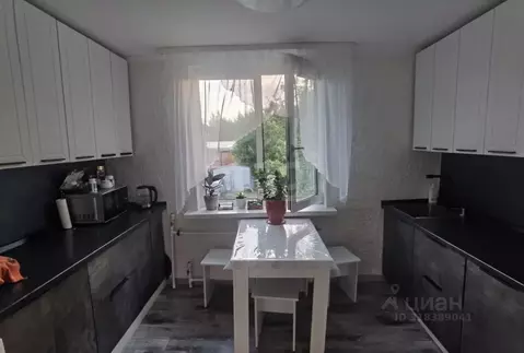 3-к кв. Ханты-Мансийский АО, Ханты-Мансийск ул. Лермонтова, 31А (68.2 ...