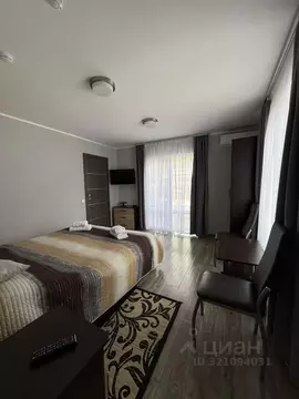 Дом в Карачаево-Черкесия, Зеленчукский район, с. Архыз ул. Курджиева, ...