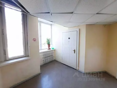 Офис в Санкт-Петербург пл. Конституции, 2 (28 м)