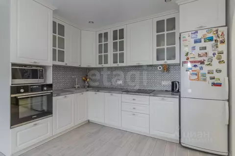 2-к кв. Тюменская область, Тюмень ул. Николая Ростовцева, 22 (59.4 м)