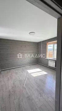 Дом в Бурятия, Иволгинский район, Сотниковское с/пос, с. Сотниково  ...