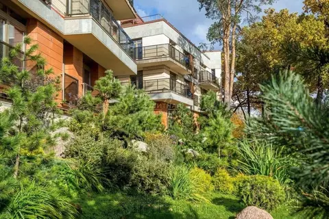 2-к кв. Санкт-Петербург Никольская ул., 9 (80.0 м)